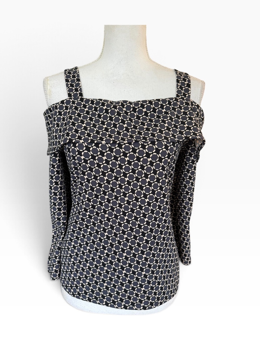 Ann Taylor Petite size small cold shoulder top